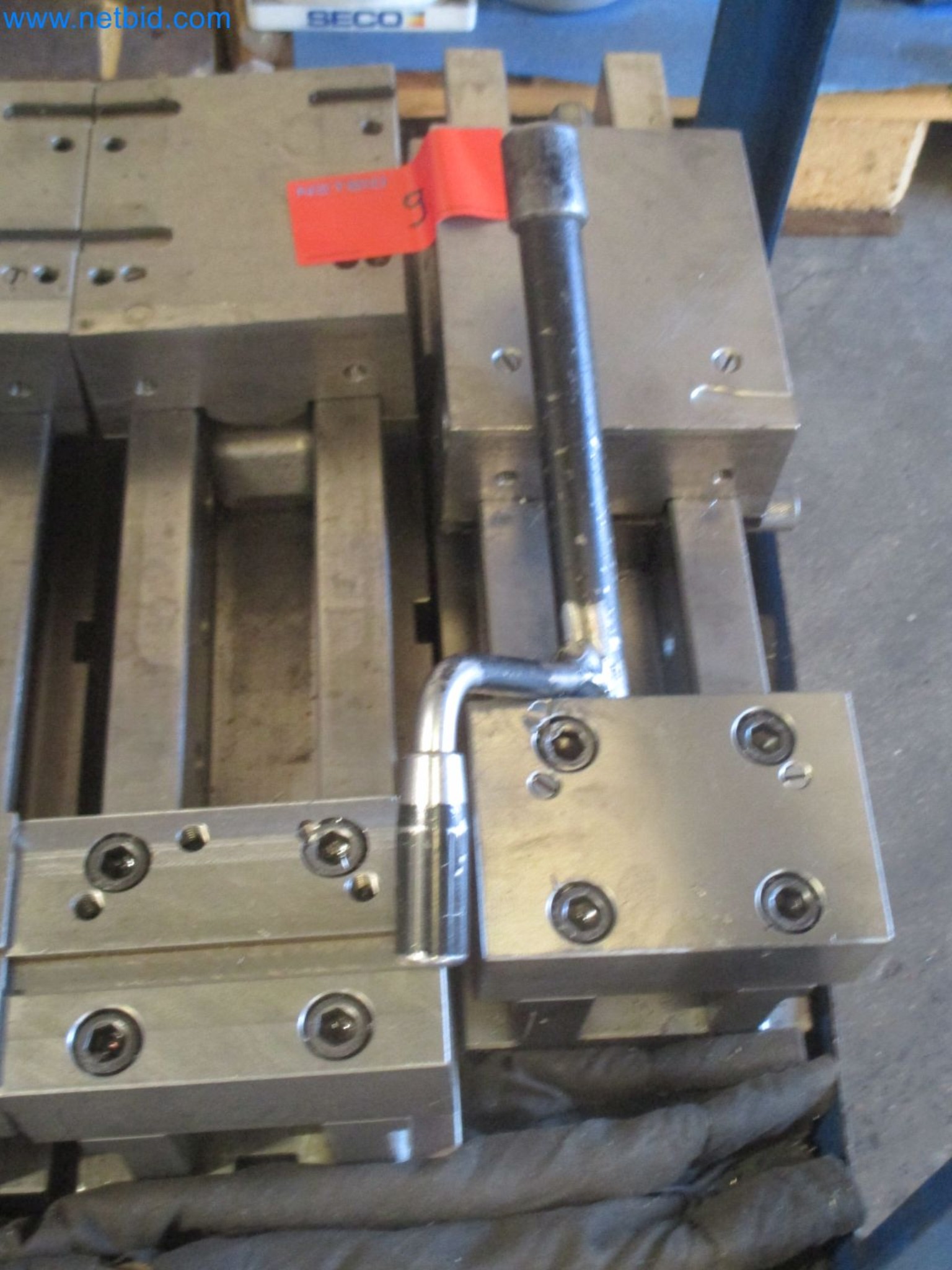 2 Hydraulikschraubstöcke Römheld